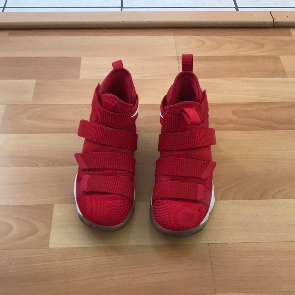 Lebron soldier 11
